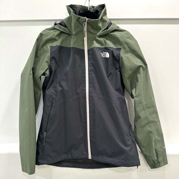 The North Face rain jacket - Picture 1 of 8